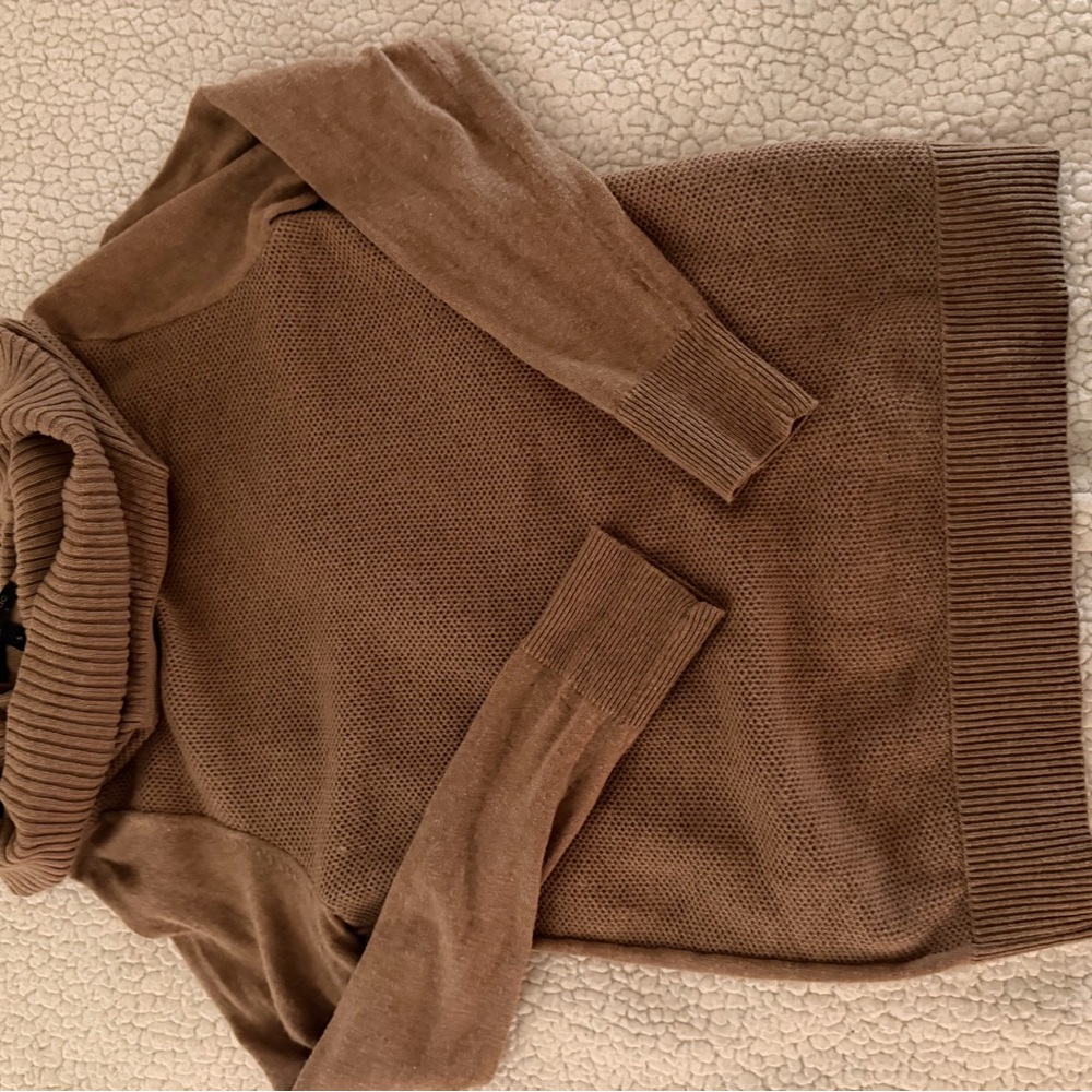 Banana Republic Tan Knit Sweater